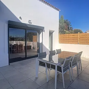 La Parenthese Maison T3 Au Calme Avec Parking Gratuit Hébergement de vacances Mirabeau